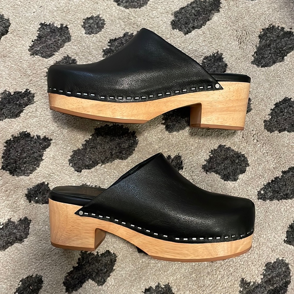 Charlotte Stone Clogs
